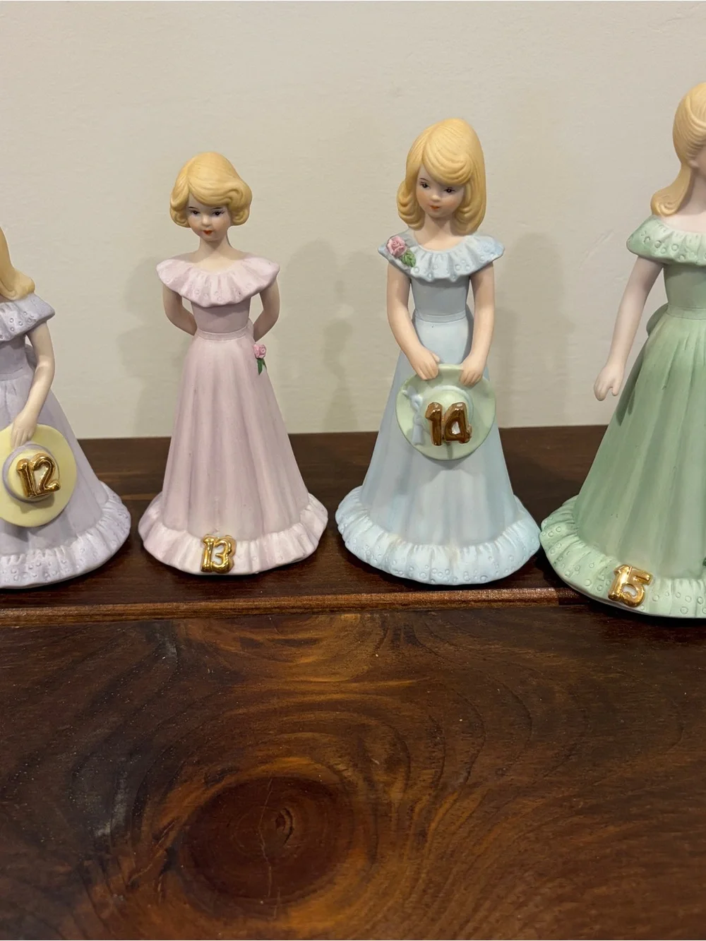 Lot of 16 Vintage Growing Up Birthday Girls Baby-15 Years Old Blonde/2 Brunette